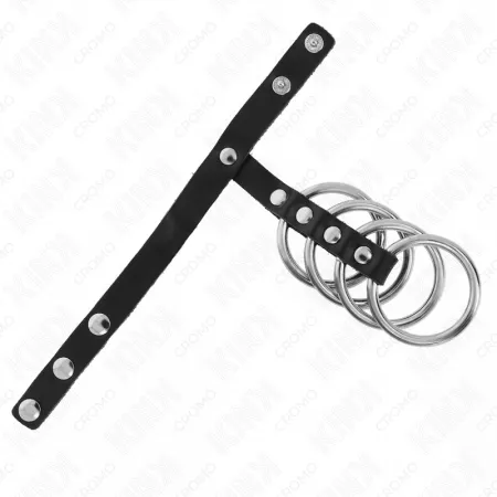 KINK - 4 ANNEAUX PÉNIS EN MÉTAL 3,8 CM CONNECTÉS AVEC SANGLE EN CUIR 22 X 1,5 CM ET FERMETURE À PRESSION
