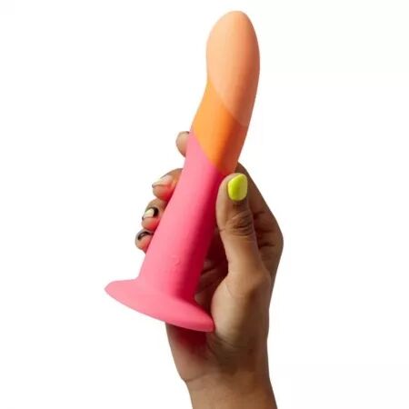 ROMP - DIZI GODEMICHET EN SILICONE AVEC VENTOUSE TRICOL&Eacute; 18 CM