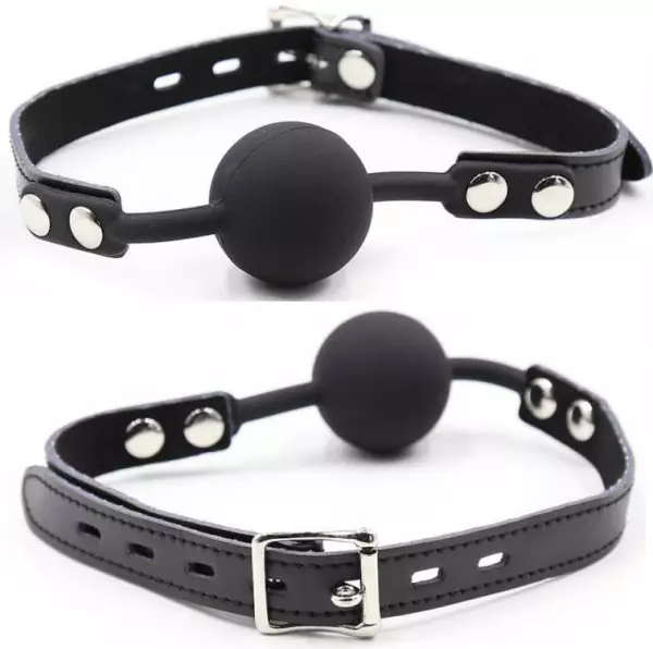 OHMAMA FETISH - BALL GAG EN SILICONE AVEC CEINTURE EN CUIR